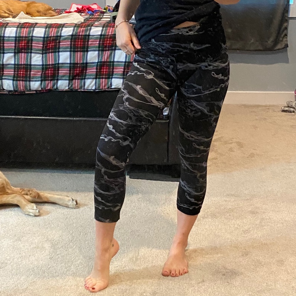 Smoke print leggings